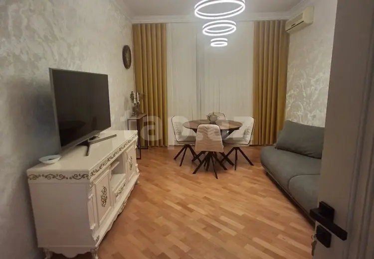 3 otaqlı mənzil , Bakı