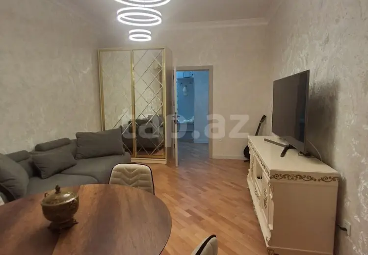 3 otaqlı mənzil , Bakı