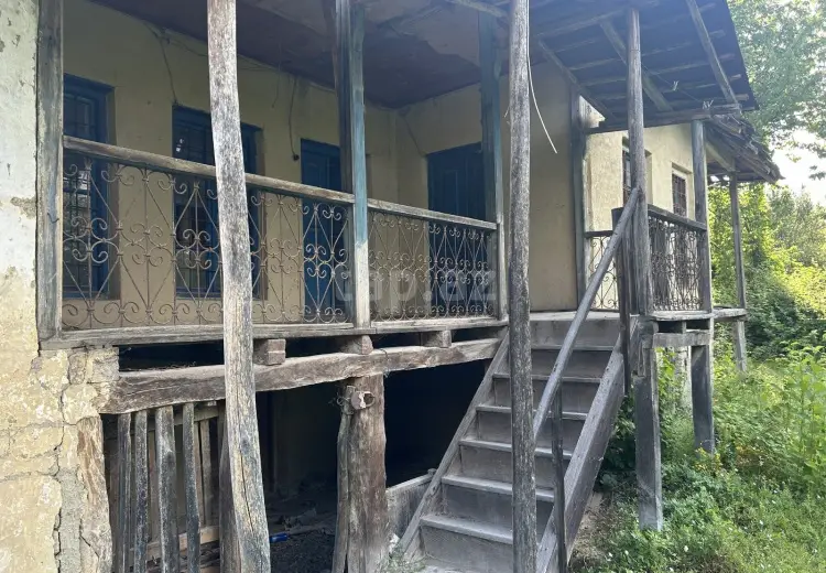 2 otaqlı mənzil , Oğuz