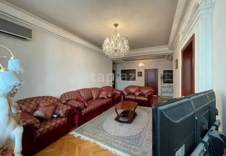 4 otaqlı mənzil , Bakı