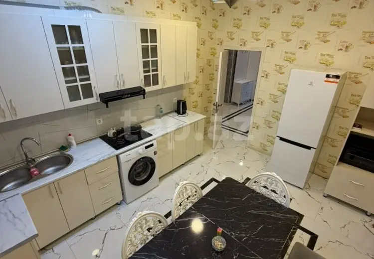 6 otaqlı mənzil , Qəbələ