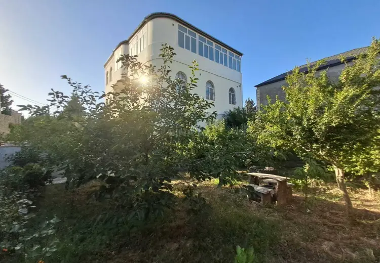 8 otaqlı mənzil Satılır, Badamdar qəs., Səbail, Bakı