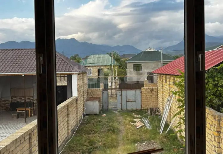 6 otaqlı mənzil , Qəbələ