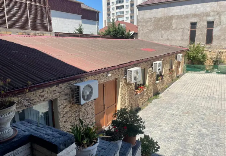 800 m² Obyekt / Ofis Satılır, Badamdar qəs., Səbail, Bakı