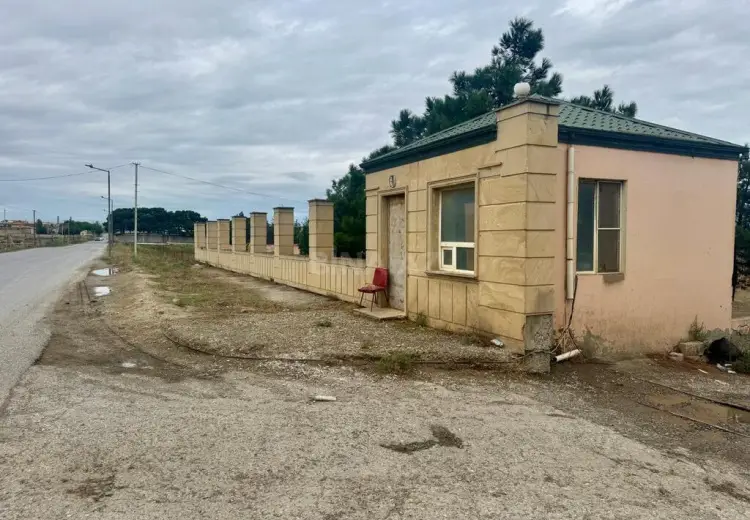 1000 m² Obyekt / Ofis Satılır, Suraxanı, Bakı