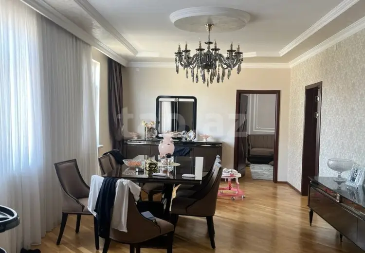 4 otaqlı mənzil , Bakı