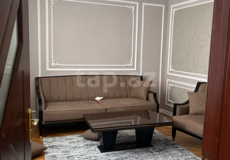 4 otaqlı mənzil , Bakı