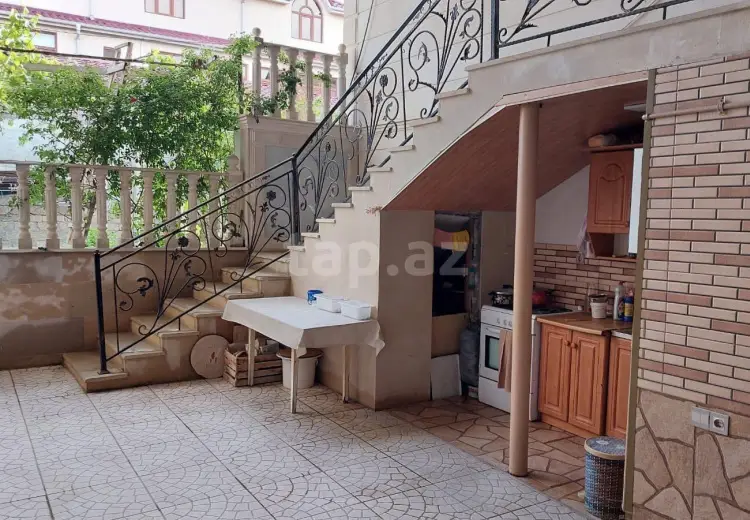 6 otaqlı mənzil , Sumqayıt