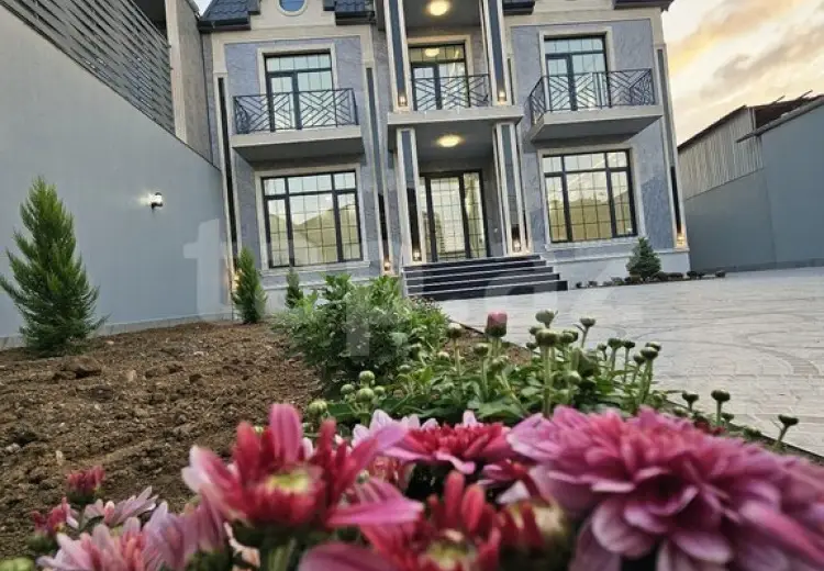 5 otaqlı mənzil , Gəncə
