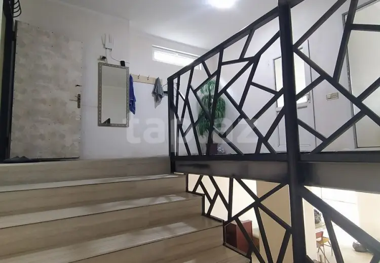 5 otaqlı mənzil , Bakı