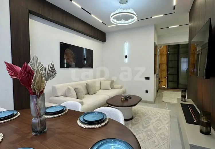 3 otaqlı mənzil , Bakı