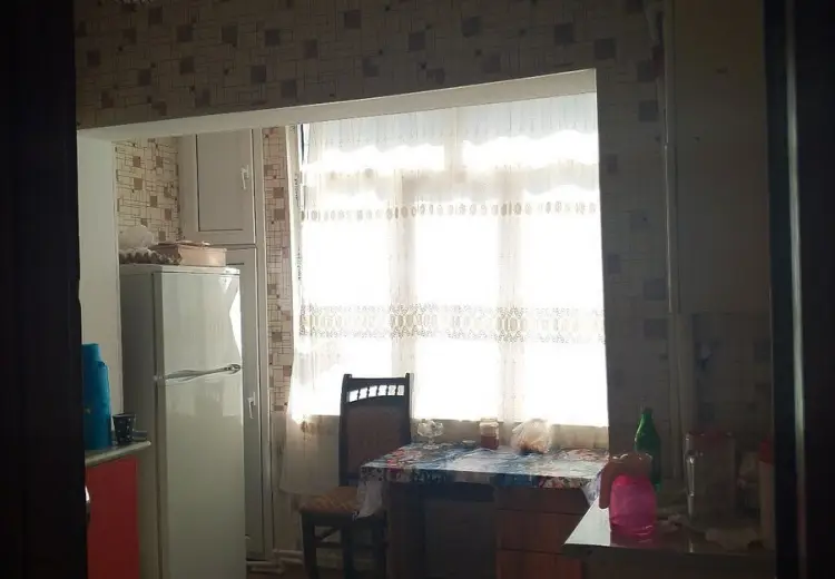 3 otaqlı mənzil , Bakı