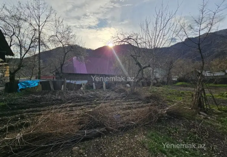 5 sot Torpaq Satılır, Qəbələ