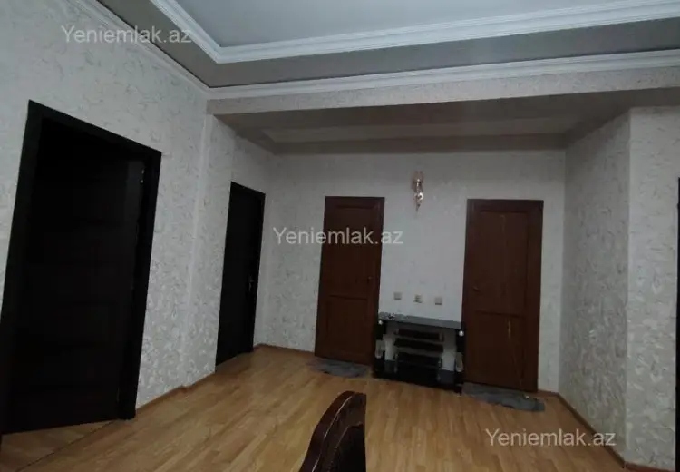 3 otaqlı mənzil Satılır, Qəbələ