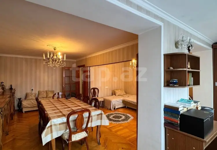 3 otaqlı mənzil , Bakı
