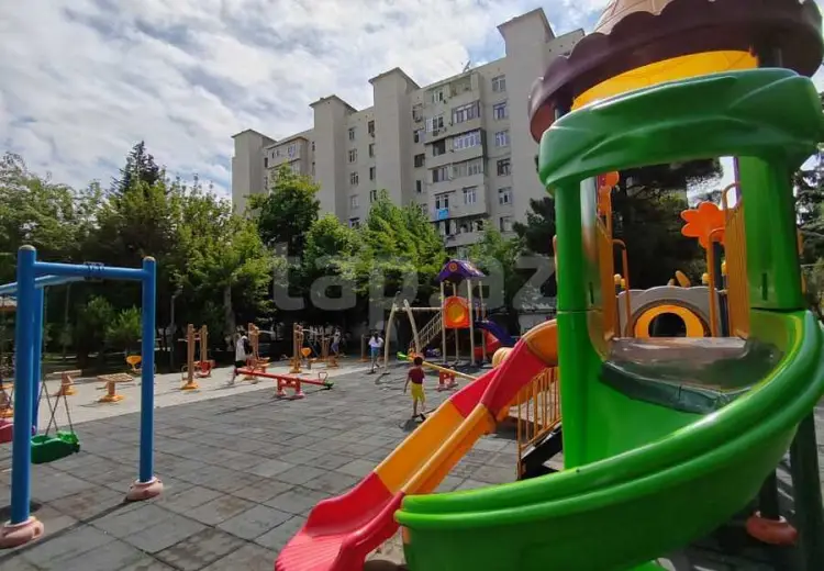 3 otaqlı mənzil , Bakı