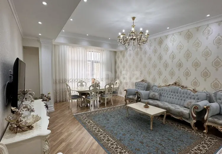 4 otaqlı mənzil , Bakı