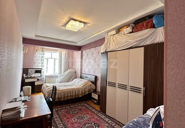 4 otaqlı mənzil , Bakı