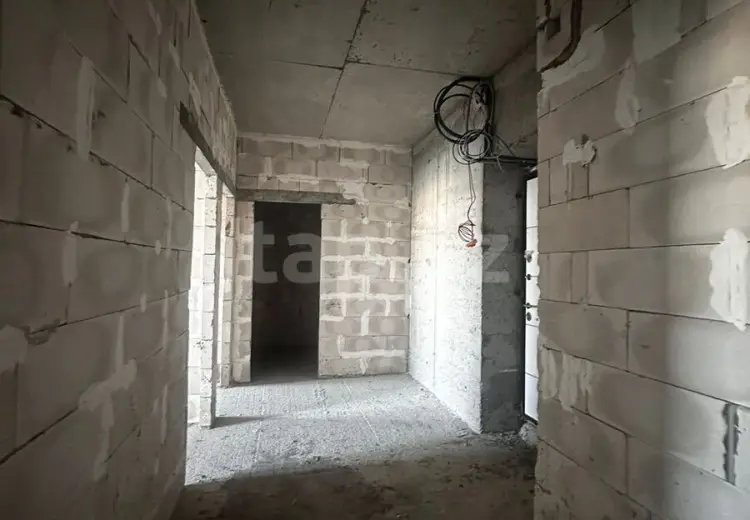 4 otaqlı mənzil , Bakı
