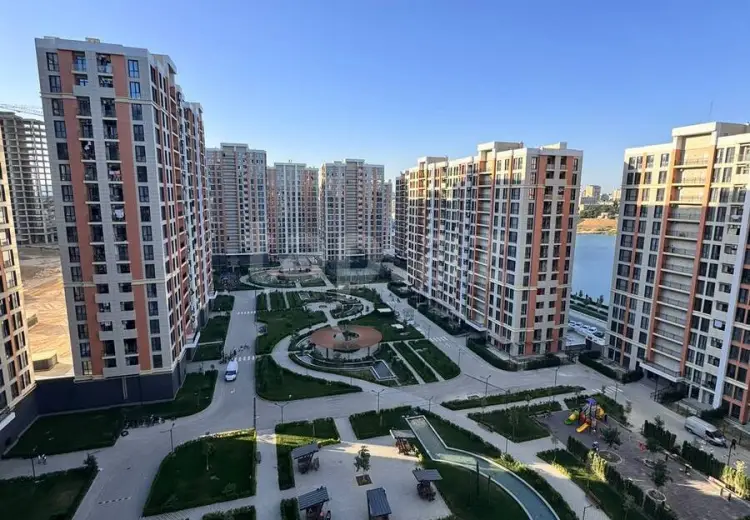 4 otaqlı mənzil , Bakı