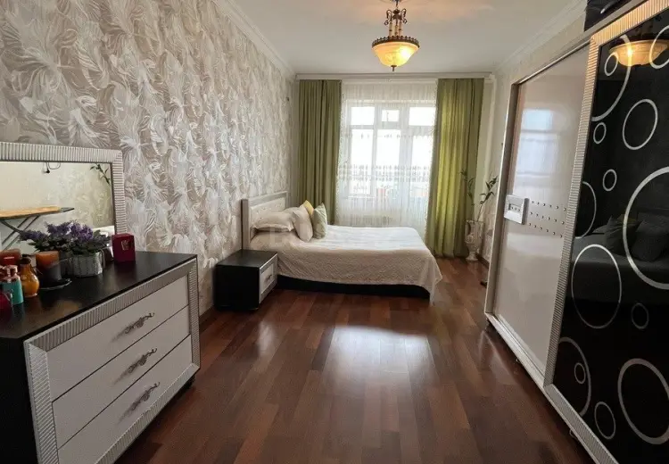 3 otaqlı mənzil Satılır, Nizami, Bakı