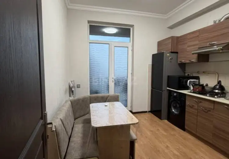 3 otaqlı mənzil Satılır, Yeni Yasamal qəs., Abşeron
