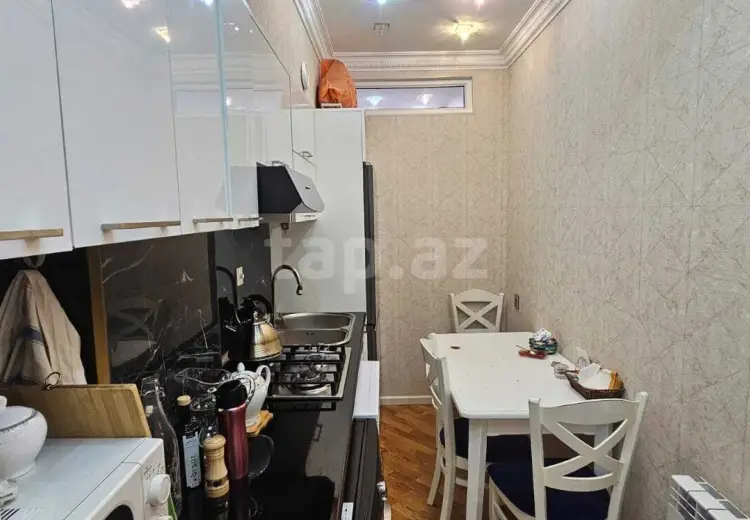 3 otaqlı mənzil , Bakı
