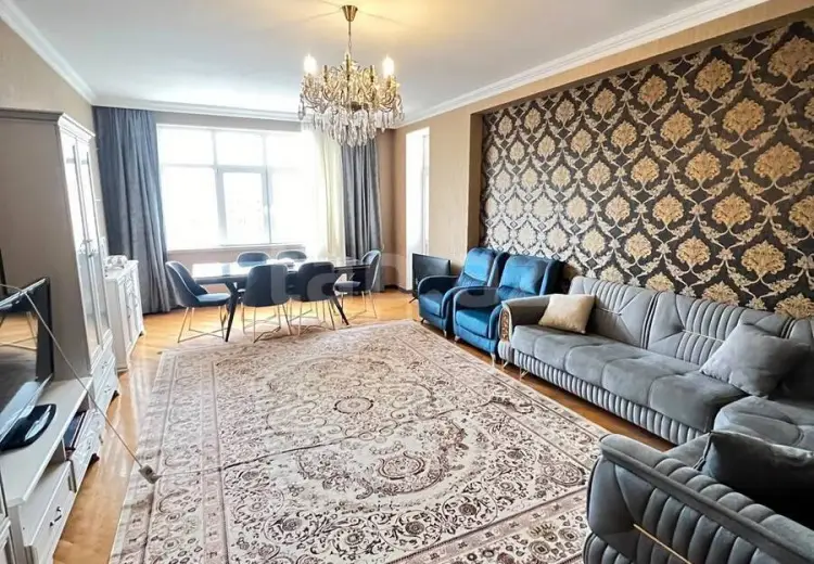 3 otaqlı mənzil , Bakı