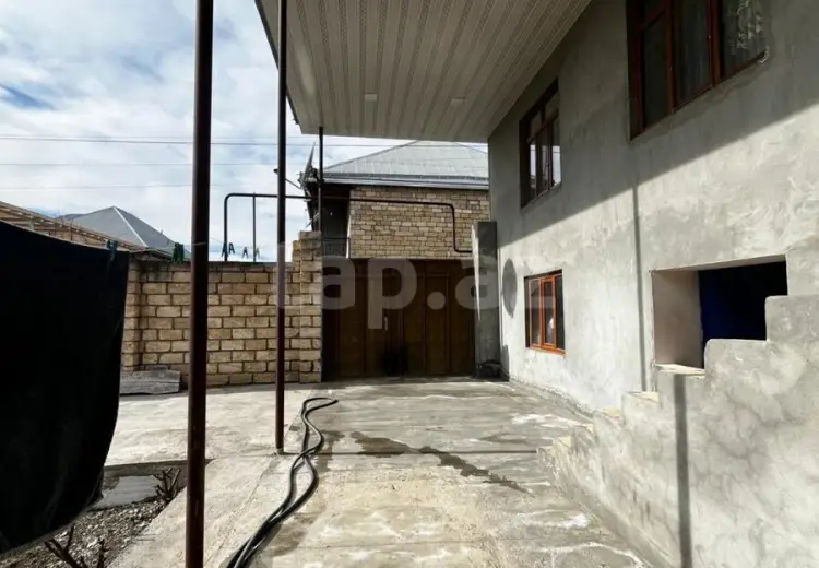 3 otaqlı mənzil , Şəki