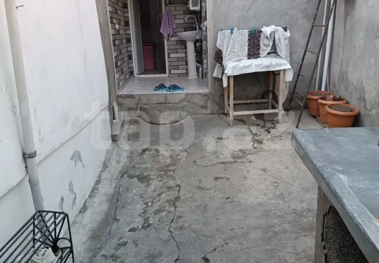 4 otaqlı mənzil , Şəki