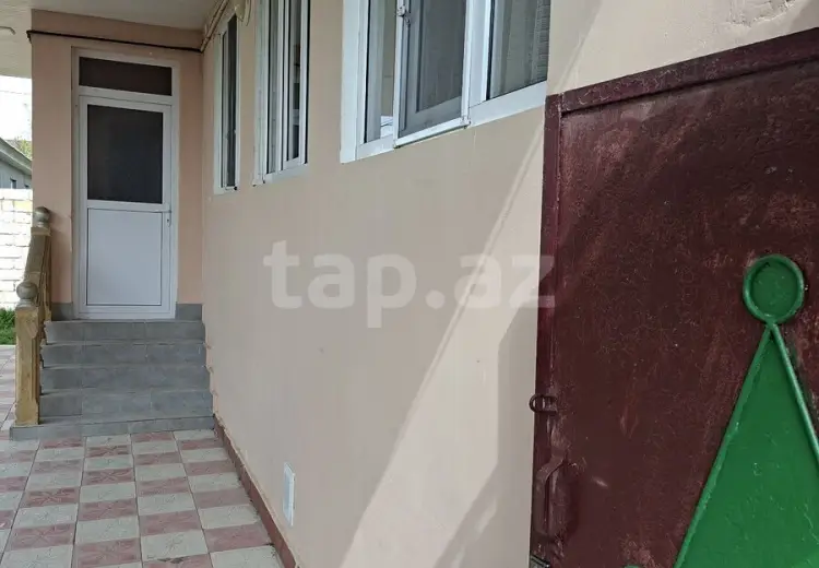 3 otaqlı mənzil , Şəki