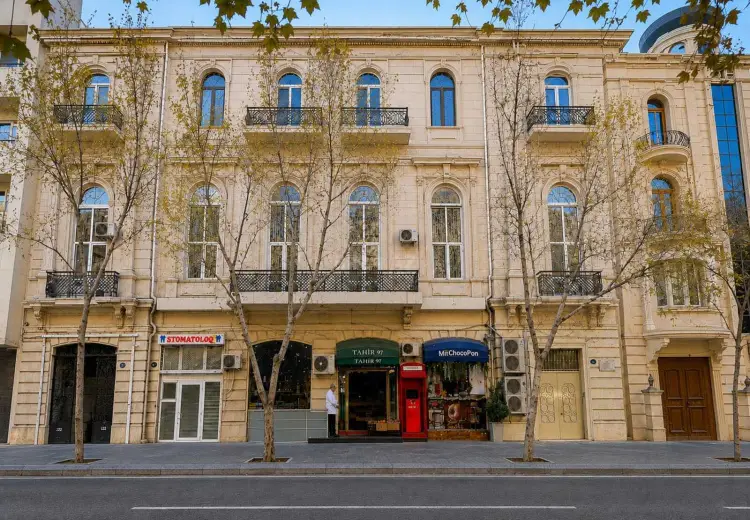 4 otaqlı mənzil Satılır, Sahil qəs., Nəsimi, Bakı
