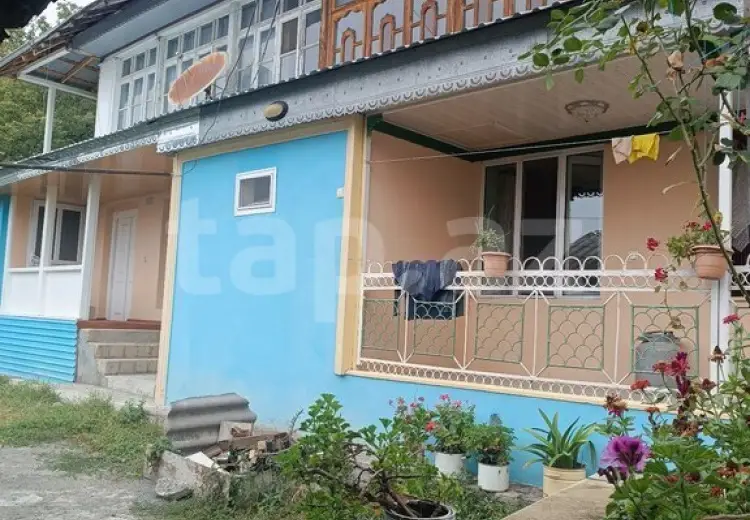 4 otaqlı mənzil , Şəki