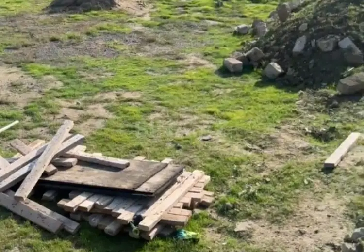 12 sot Torpaq Satılır, Abşeron