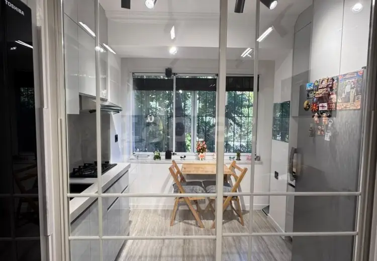 4 otaqlı mənzil , Bakı