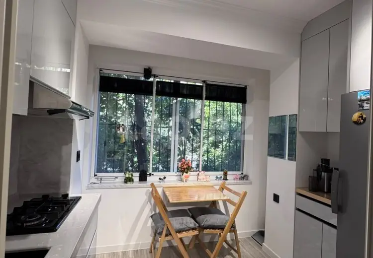 4 otaqlı mənzil , Bakı