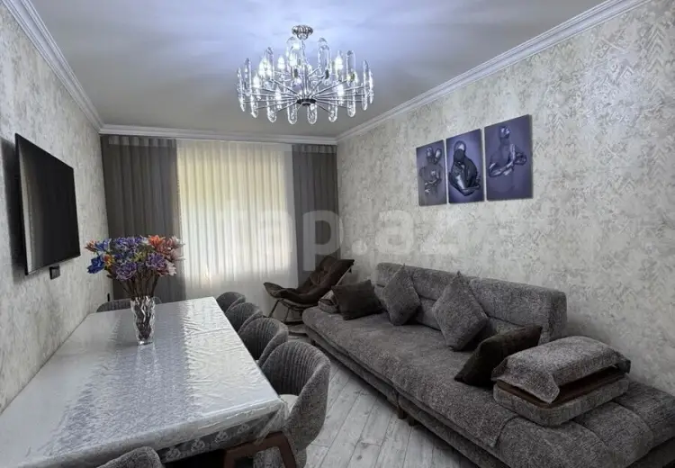 4 otaqlı mənzil , Bakı