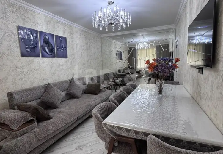 4 otaqlı mənzil , Bakı