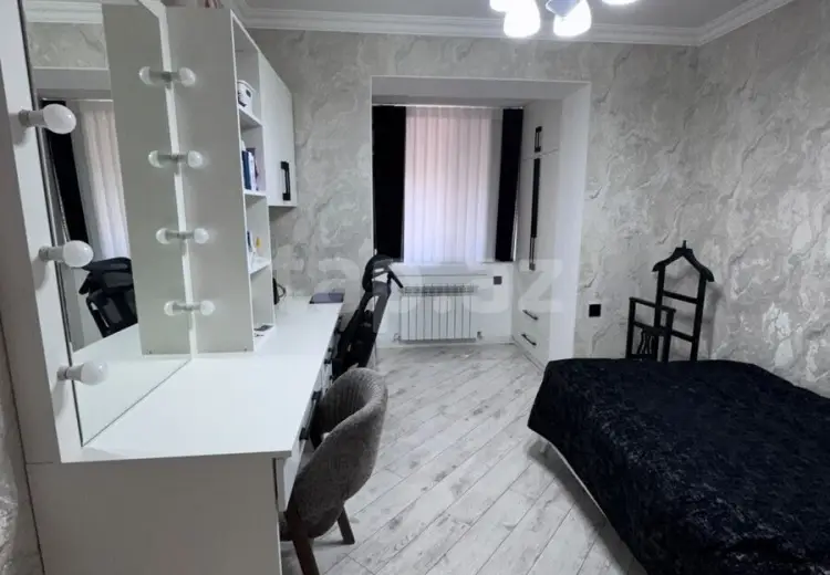 4 otaqlı mənzil , Bakı