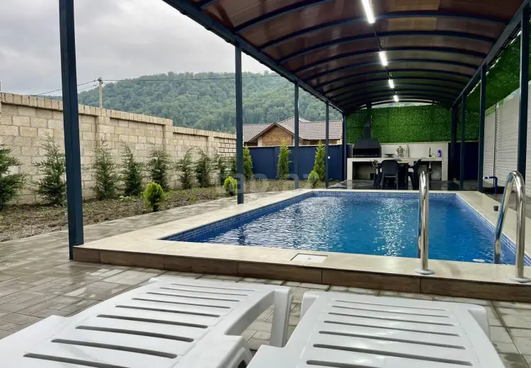 4 otaqlı mənzil Kirayə (günlük), Bakı