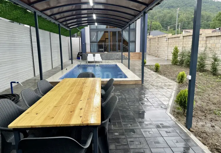 4 otaqlı mənzil Kirayə (günlük), Bakı