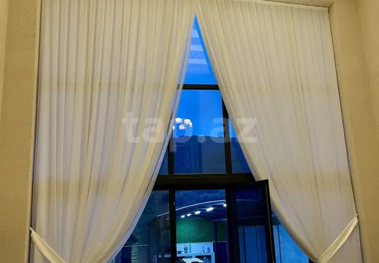 4 otaqlı mənzil Kirayə (günlük), Bakı