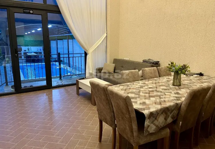 4 otaqlı mənzil Kirayə (günlük), Bakı