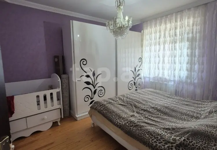 4 otaqlı mənzil , Gəncə