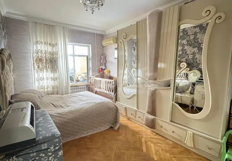 3 otaqlı mənzil , Bakı