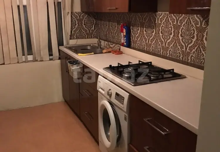 3 otaqlı mənzil Kirayə (günlük), Bakı