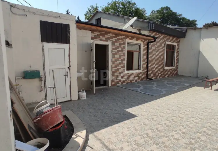 4 otaqlı mənzil , Bakı