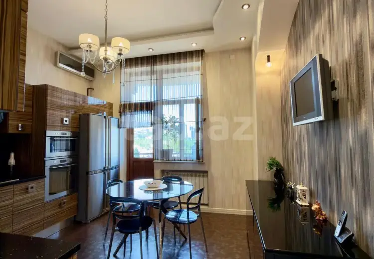 3 otaqlı mənzil , Bakı