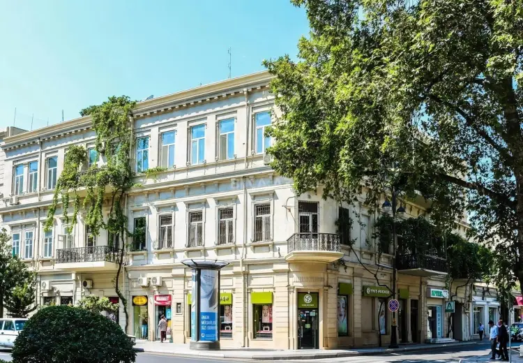 320 m² Obyekt / Ofis Satılır, İçəri şəhər, Səbail, Bakı