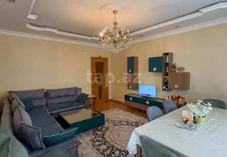 4 otaqlı mənzil , Bakı